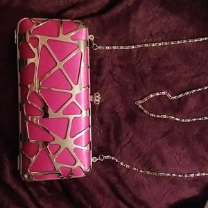 Clutch purse with chain